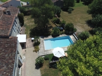 Beautiful Stone House with 5 Bedrooms and Swimming Pool. Gîte Possibility