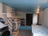 Attractive 2 Bedroomed Stone Property