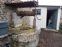 Attractive 2 Bedroomed Stone Property