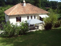 Beautiful Detached Property With Independant Apartment