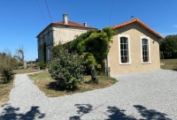 Magnifique Maison de Maître sur plus d'un Hectare de Terrain et avec de Belles Dépendances