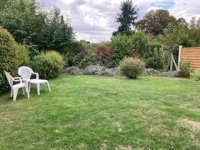 Pavillon sur Sous-sol avec Beau Jardin en Bordure de Charente