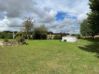 Superbe Maison en Pierre de 4 Chambres avec une Grange Attenante.Vues sur la Campagne et Jardin Clos