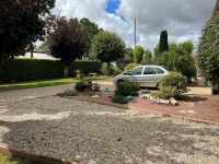 Superbe Maison en Pierre de 4 Chambres avec une Grange Attenante.Vues sur la Campagne et Jardin Clos